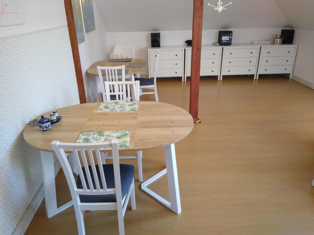 Apartamenty Zielona Gora Ngoại thất bức ảnh