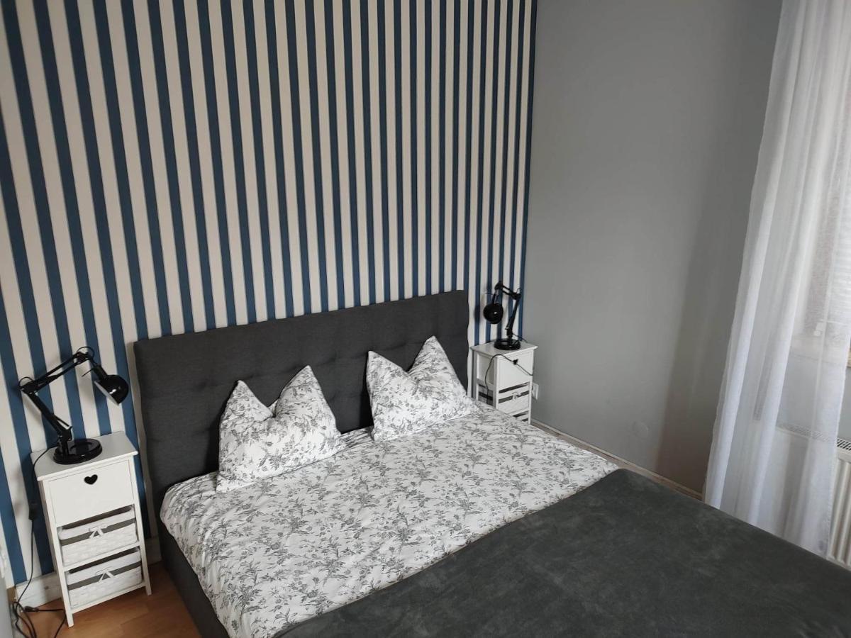 Apartamenty Zielona Gora Ngoại thất bức ảnh