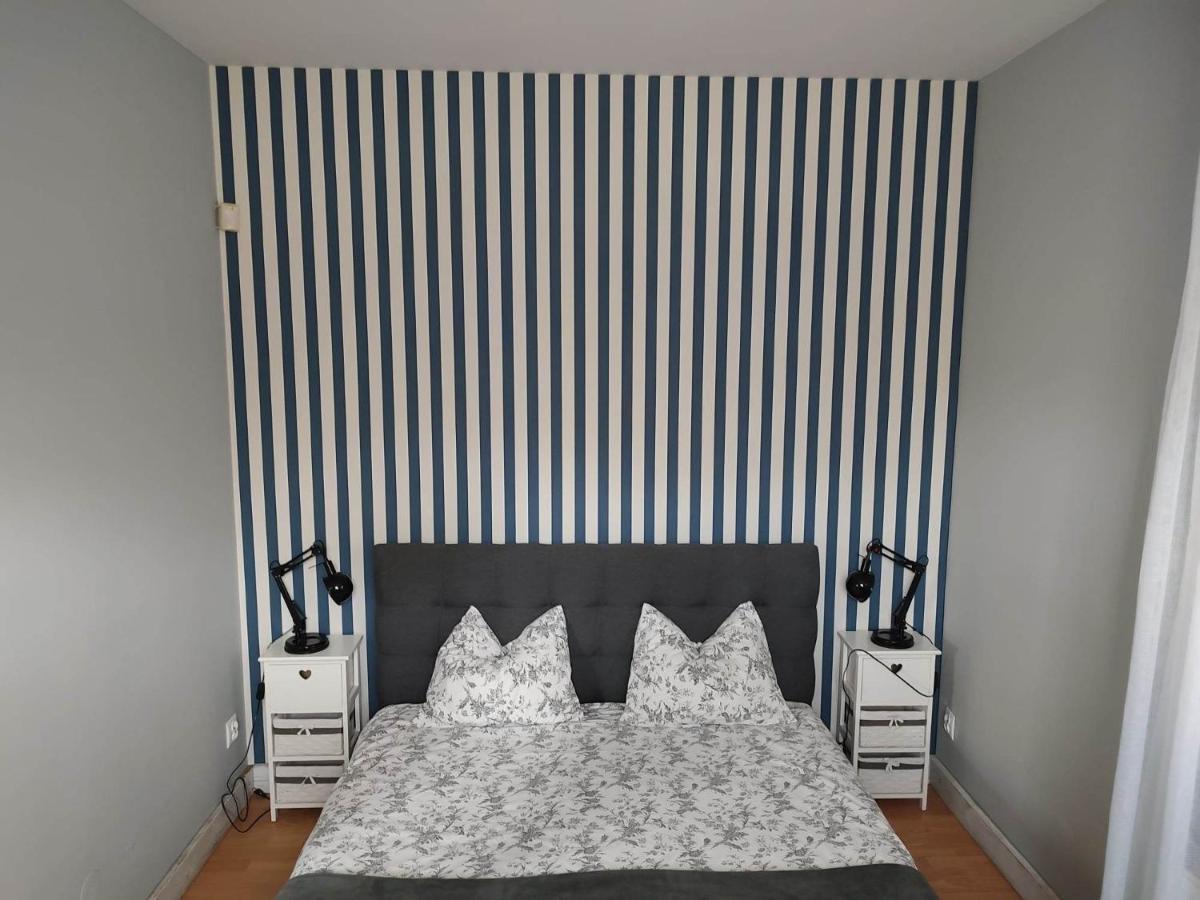 Apartamenty Zielona Gora Ngoại thất bức ảnh